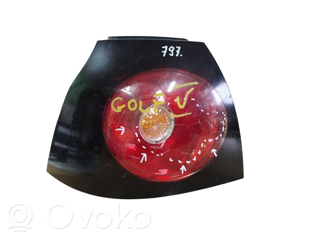 Lampa tylna   1K6945111P,1K6945095P