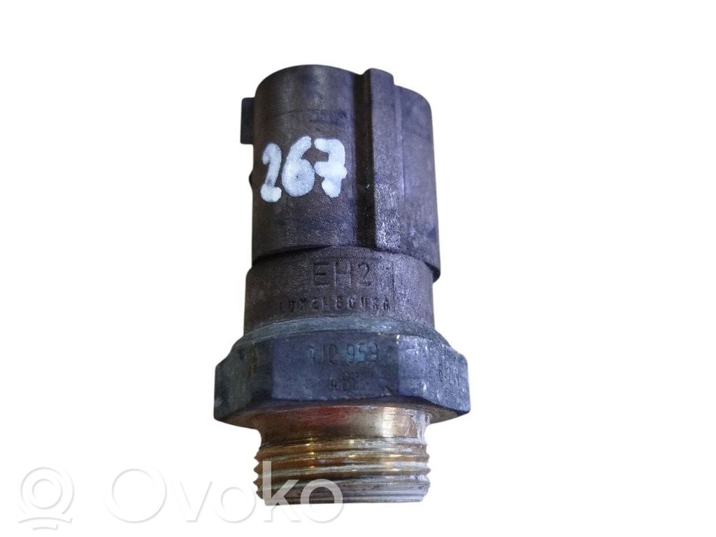 Volkswagen Golf IV Coolant temperature sensor 