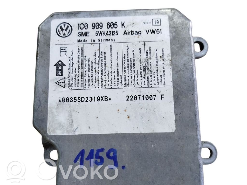 Skoda Fabia Mk2 (5J) Airbag control unit/module 