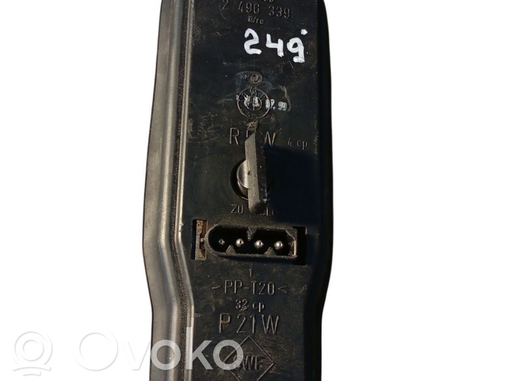 BMW 5 E39 Tail light bulb cover holder 