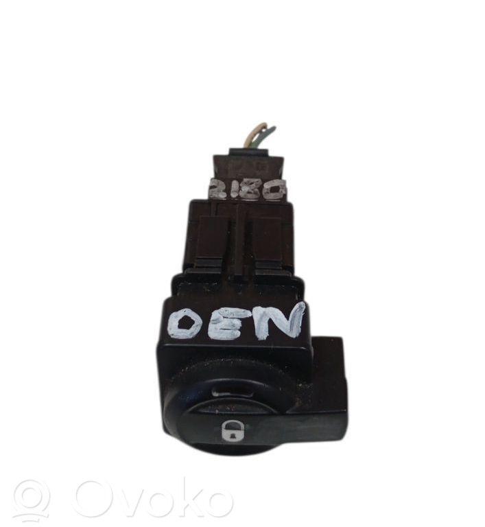 Peugeot 607 Central locking switch button 