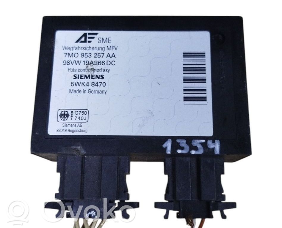 Audi A4 S4 B5 8D Imobilaizerio valdymo blokas 