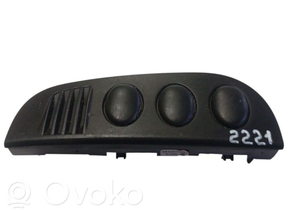 Citroen C3 Kita salono detalė 