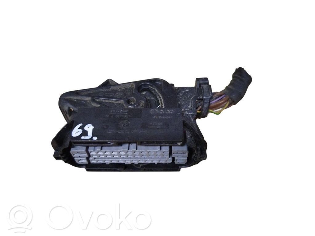 Audi A6 S6 C6 4F Enchufe del conector del módulo ABS 