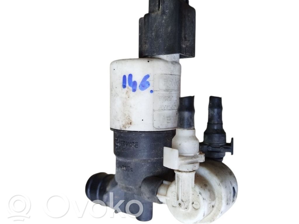 Volvo S60 Windscreen/windshield washer pump 