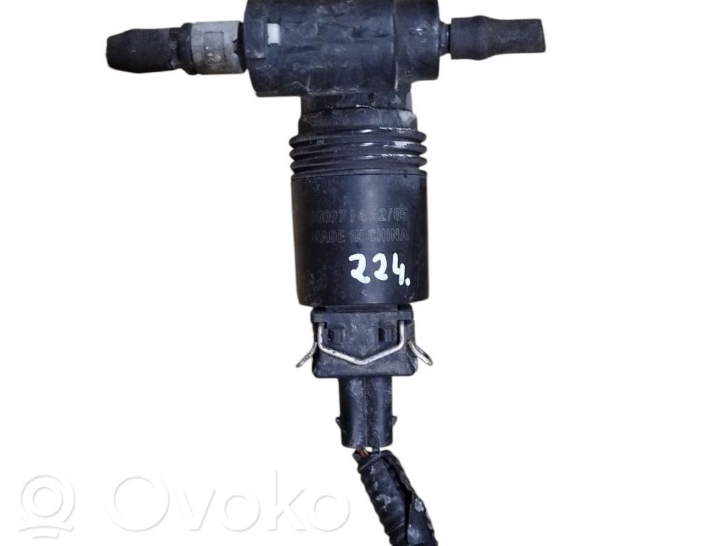 Nissan Note (E11) Windscreen/windshield washer pump 