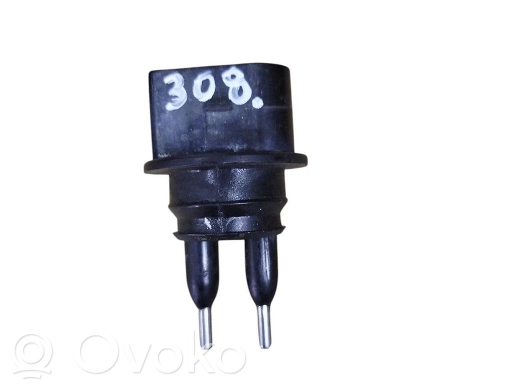 Volkswagen PASSAT B6 Windshield washer fluid level sensor 