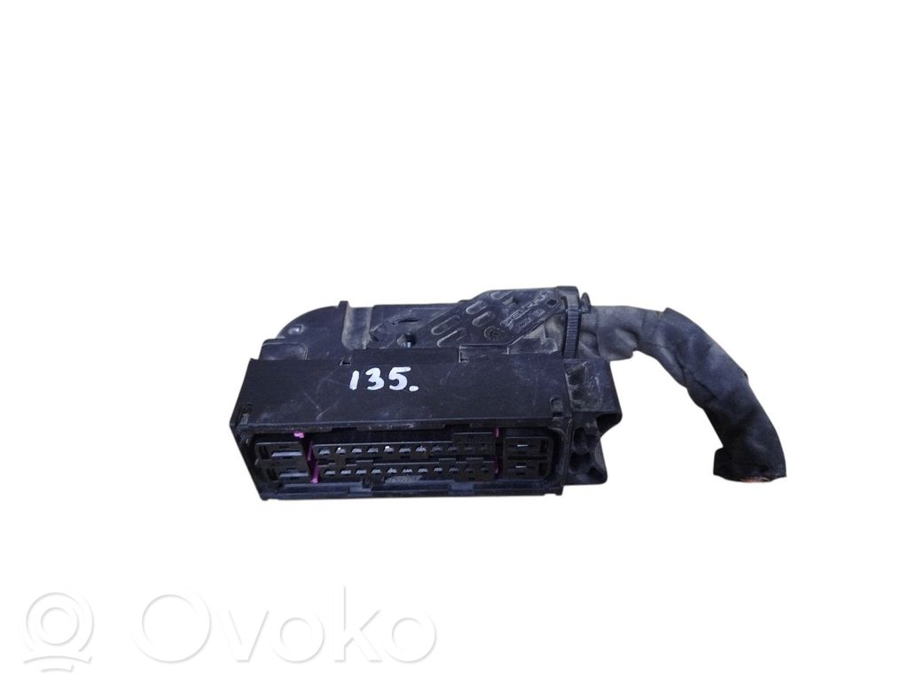 Volkswagen Golf V Enchufe del conector del módulo ABS 