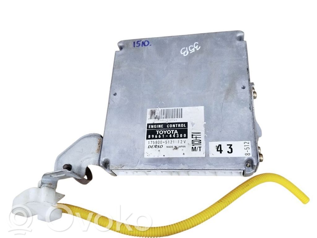 Toyota Avensis Verso Engine control unit/module 