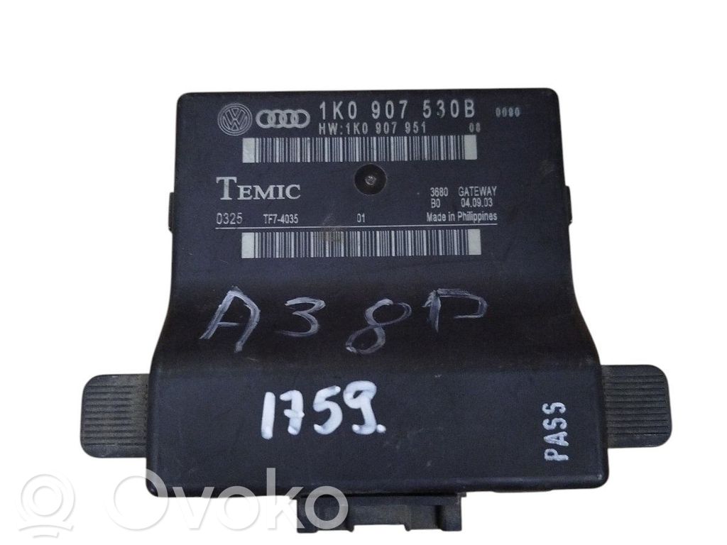 Audi A3 S3 8P Gateway control module 