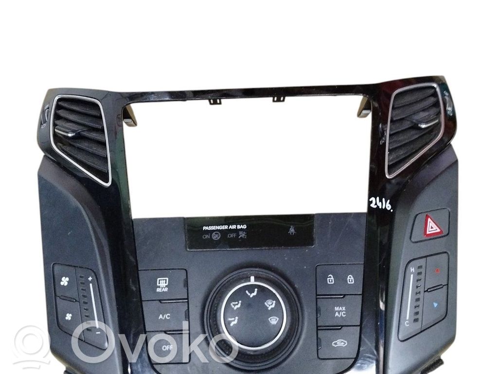 Hyundai i40 Panel klimatyzacji / Ogrzewania 