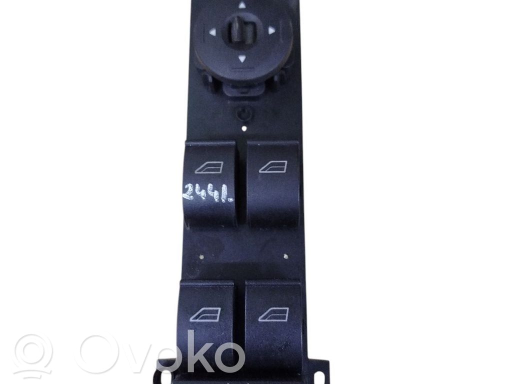Ford Focus C-MAX Electric window control switch 
