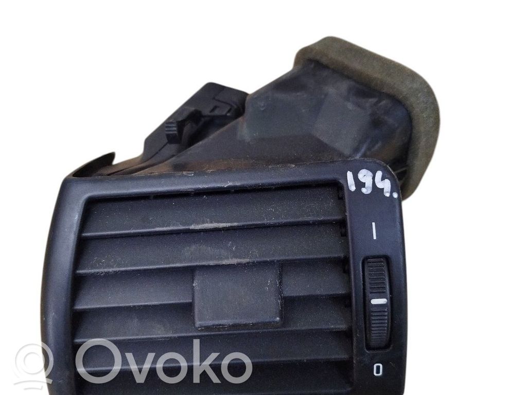 BMW 3 E46 Šoninės oro grotelės 