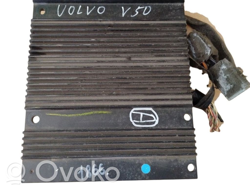 Volvo V50 Garso stiprintuvas 
