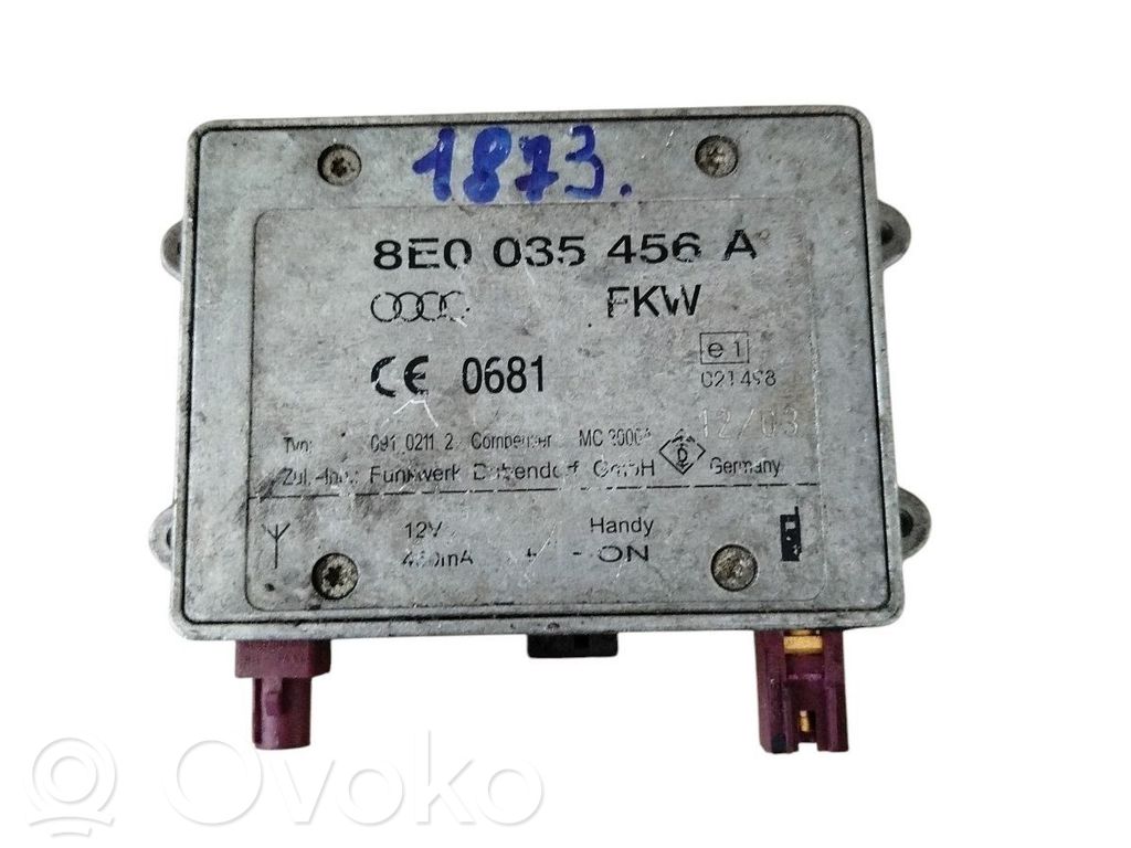 Audi A6 S6 C5 4B Antenos stiprintuvas 