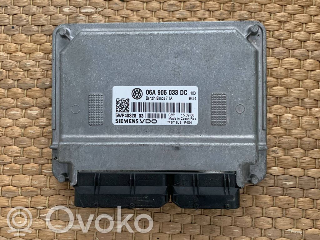 Engine control unit/module   06A906033DC,5WP40328,REG16