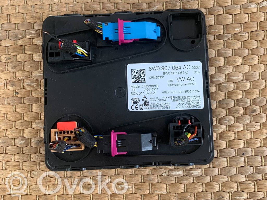 Module confort   8W0907064AC,8W0907064C,5DK01107921,REG18