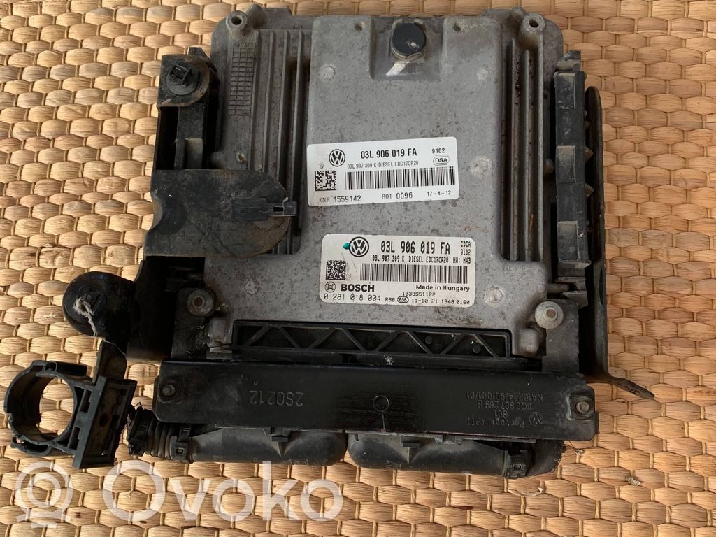 Volkswagen Amarok Unitate/modul de control motor 