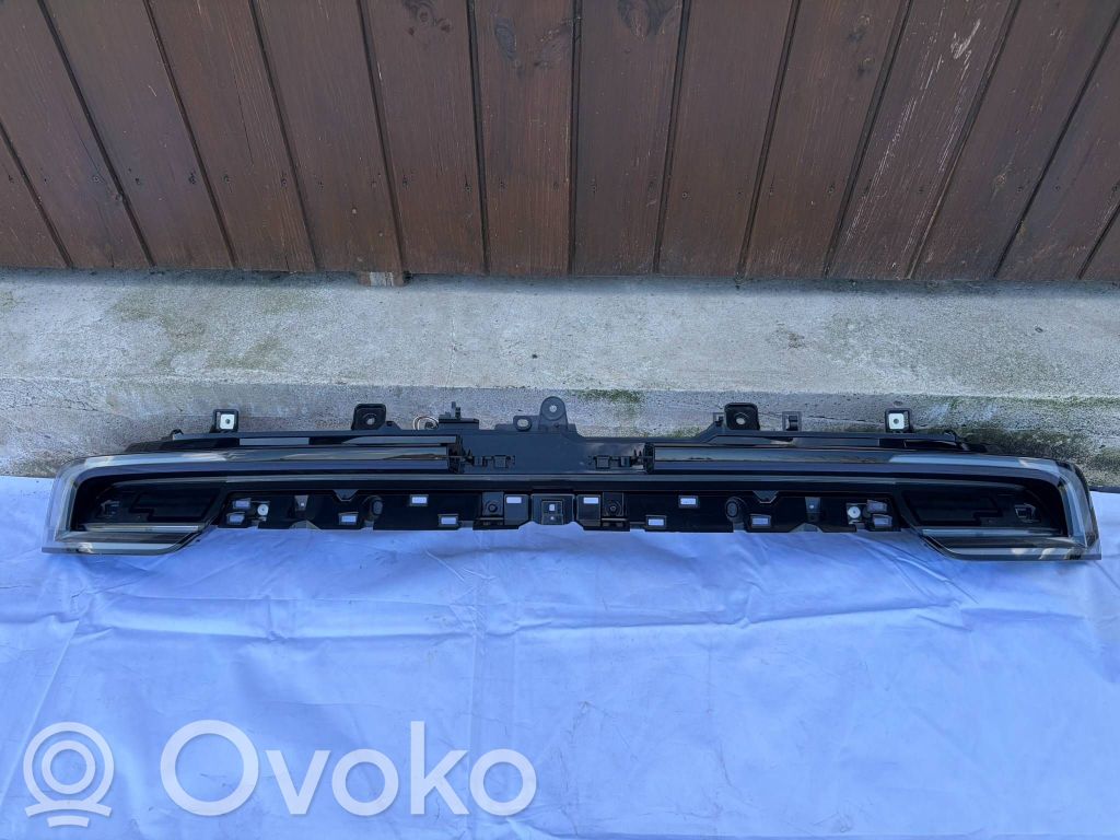 Rear/tail lights   2004604