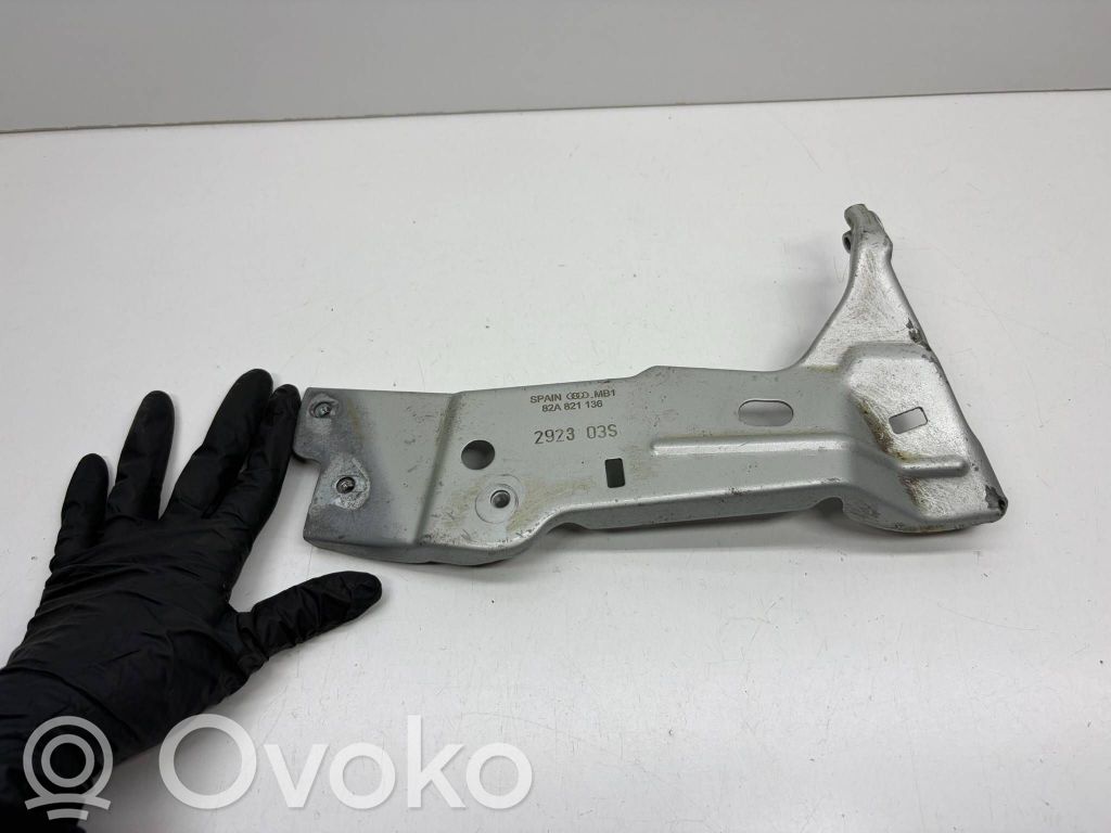 Audi A1 Halterung Kotflügel 