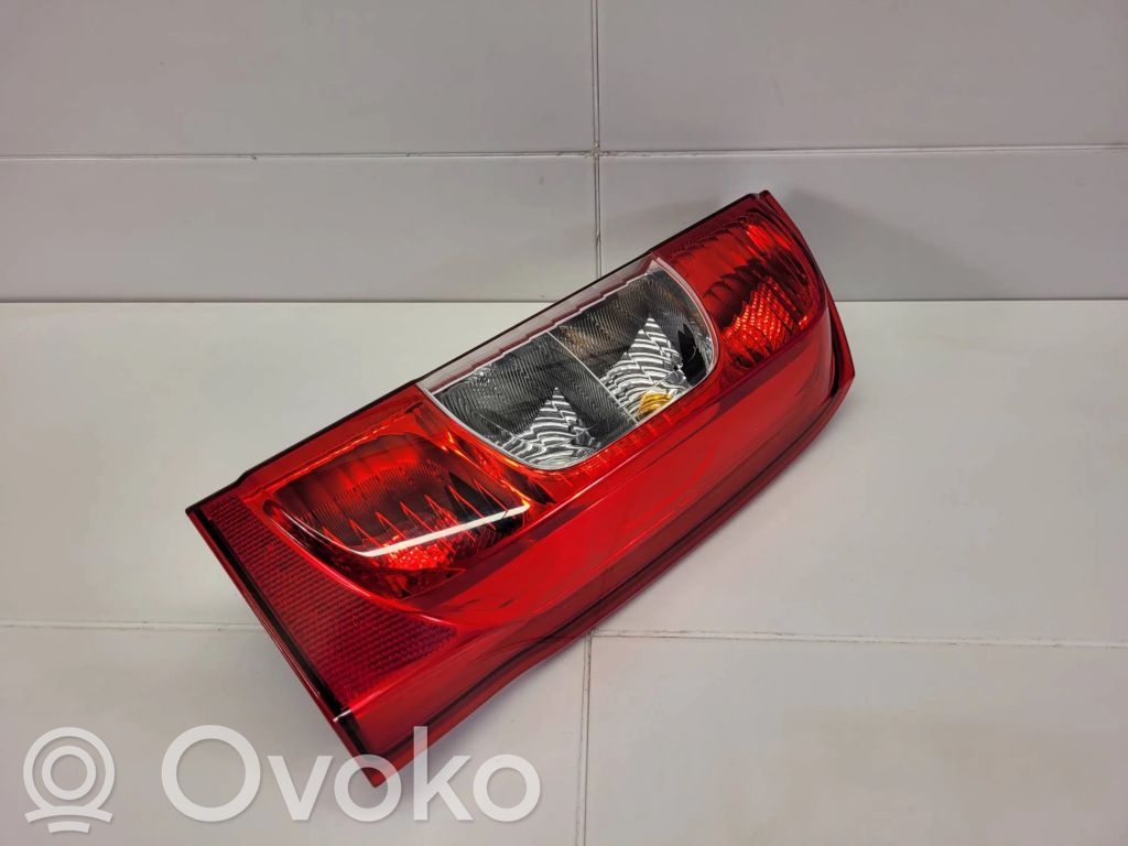Citroen Nemo Aizmugurējais lukturis virsbūvē 