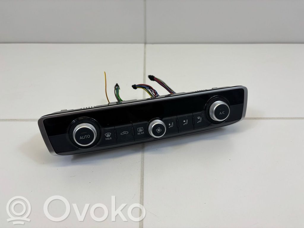 Audi Q3 F3 Air conditioning/heating control unit 