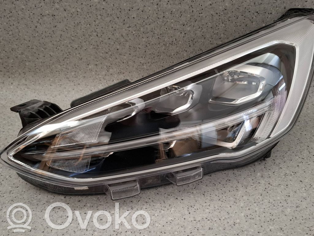 Ford Focus Scheinwerfer 