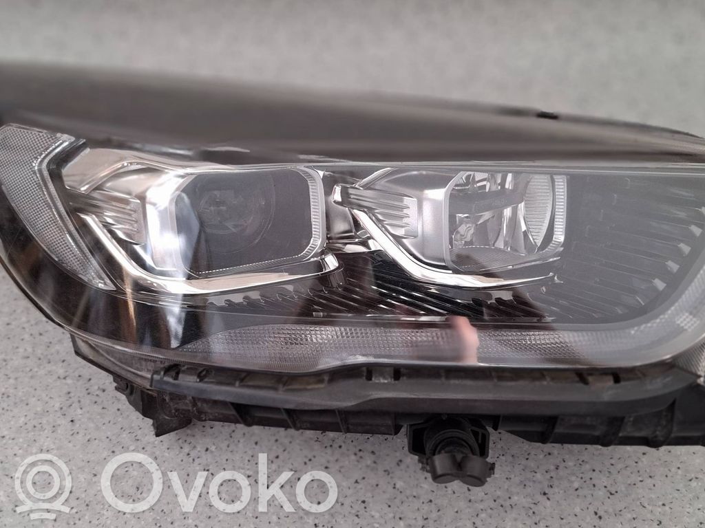 Ford Kuga II Headlight/headlamp 