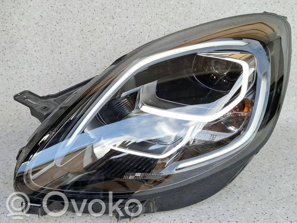 Ford Puma Priekinis žibintas 