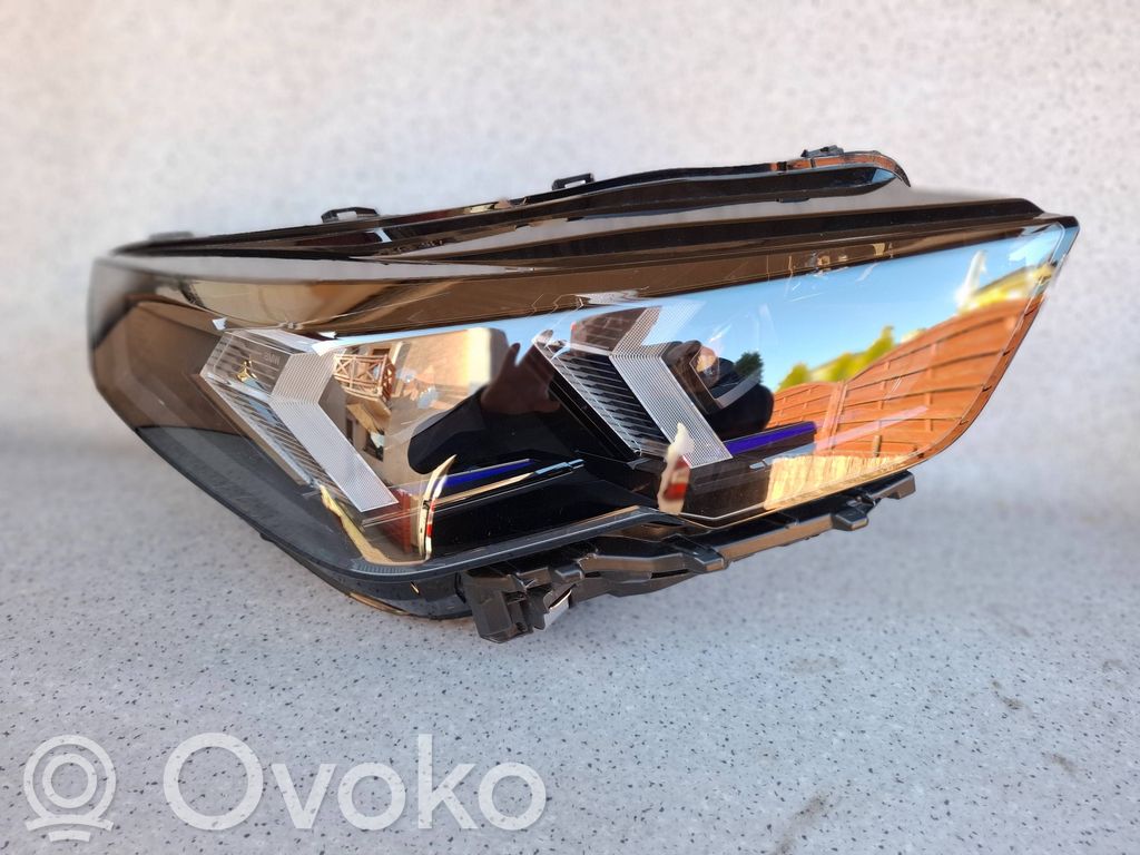 BMW X2 U10 Headlight/headlamp 