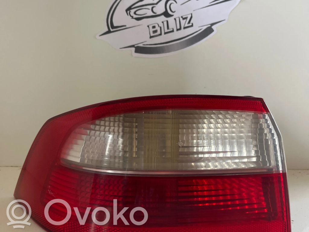 Renault Laguna II Rear/tail lights 