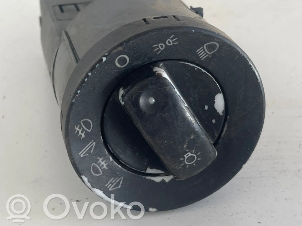 Audi A4 S4 B7 8E 8H Light switch 