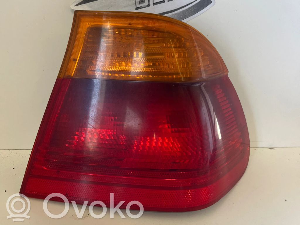 Lampy tylnej klapy bagażnika   8364922,095090,2201572