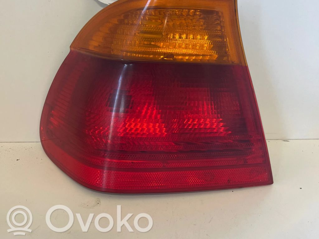 Rear/tail lights   8364921,095090