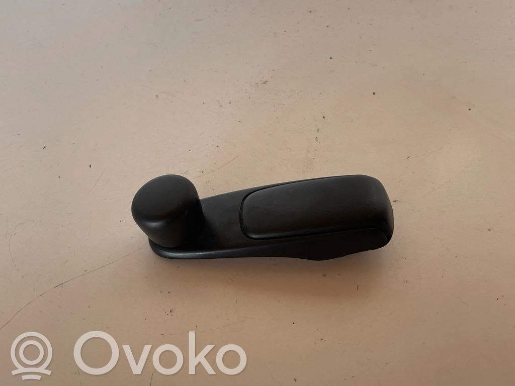 Citroen C4 I Korbka szyby drzwi tylnych 