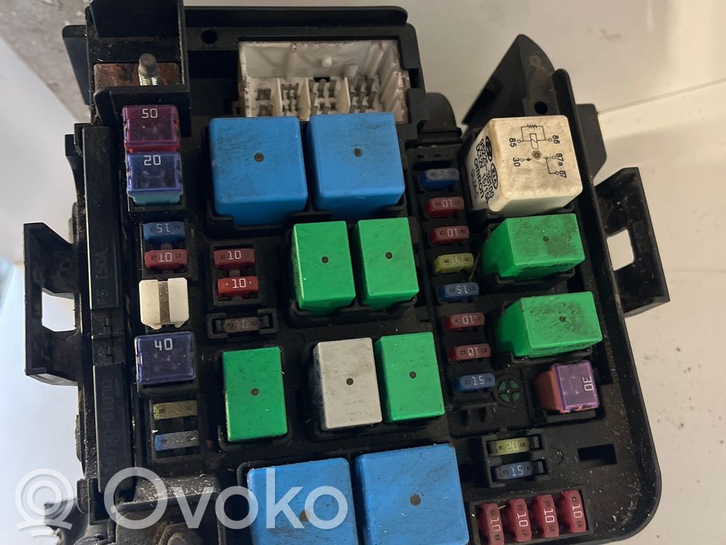 KIA Ceed Fuse box set 