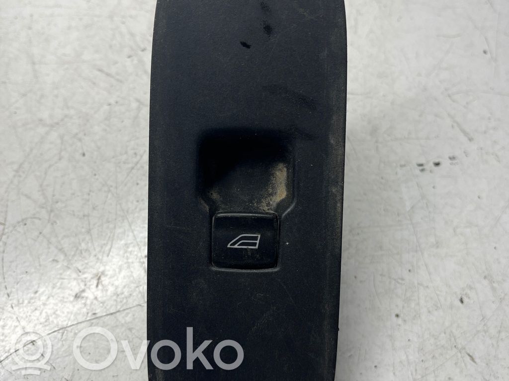 Volvo V50 Electric window control switch 