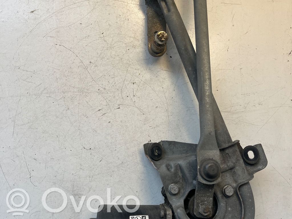 Mercedes-Benz A W168 Front wiper linkage and motor 