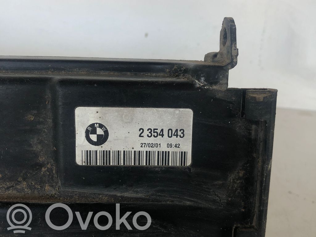 BMW 3 E46 Radiator mount bracket 