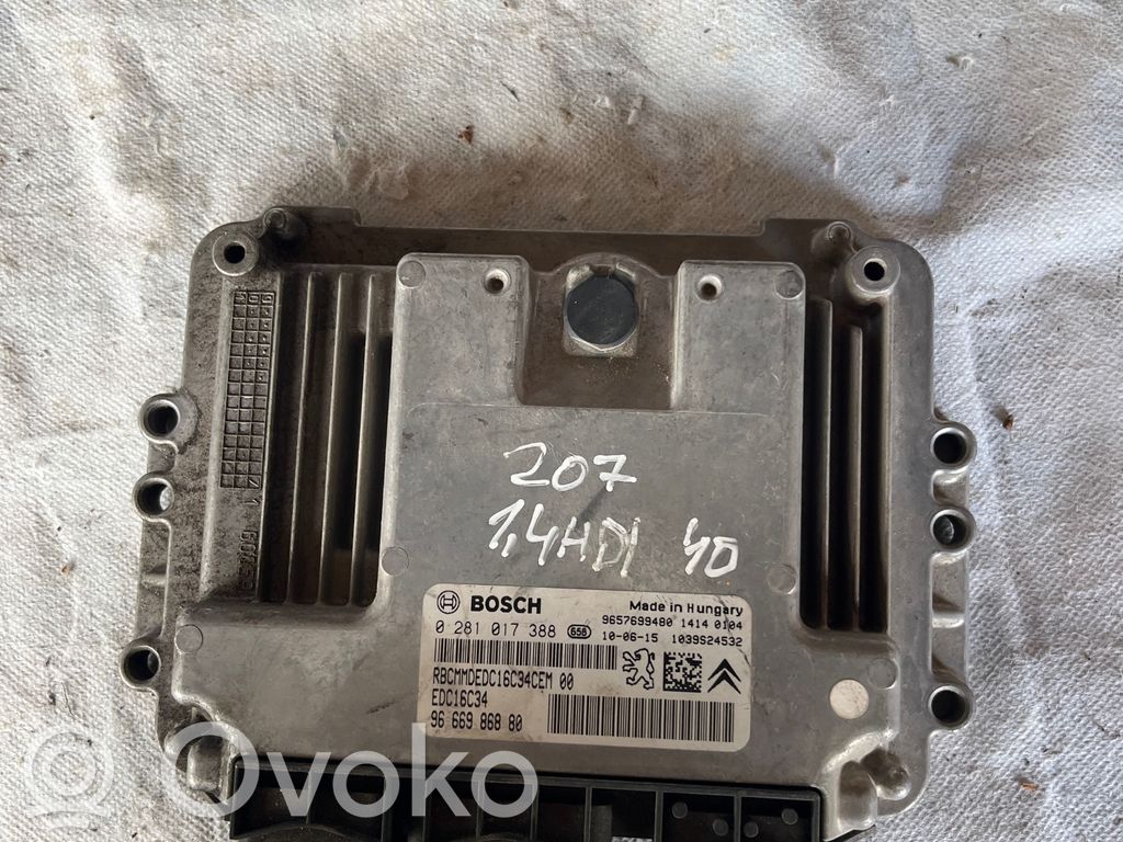 Citroen Xsara Picasso Engine control unit/module 