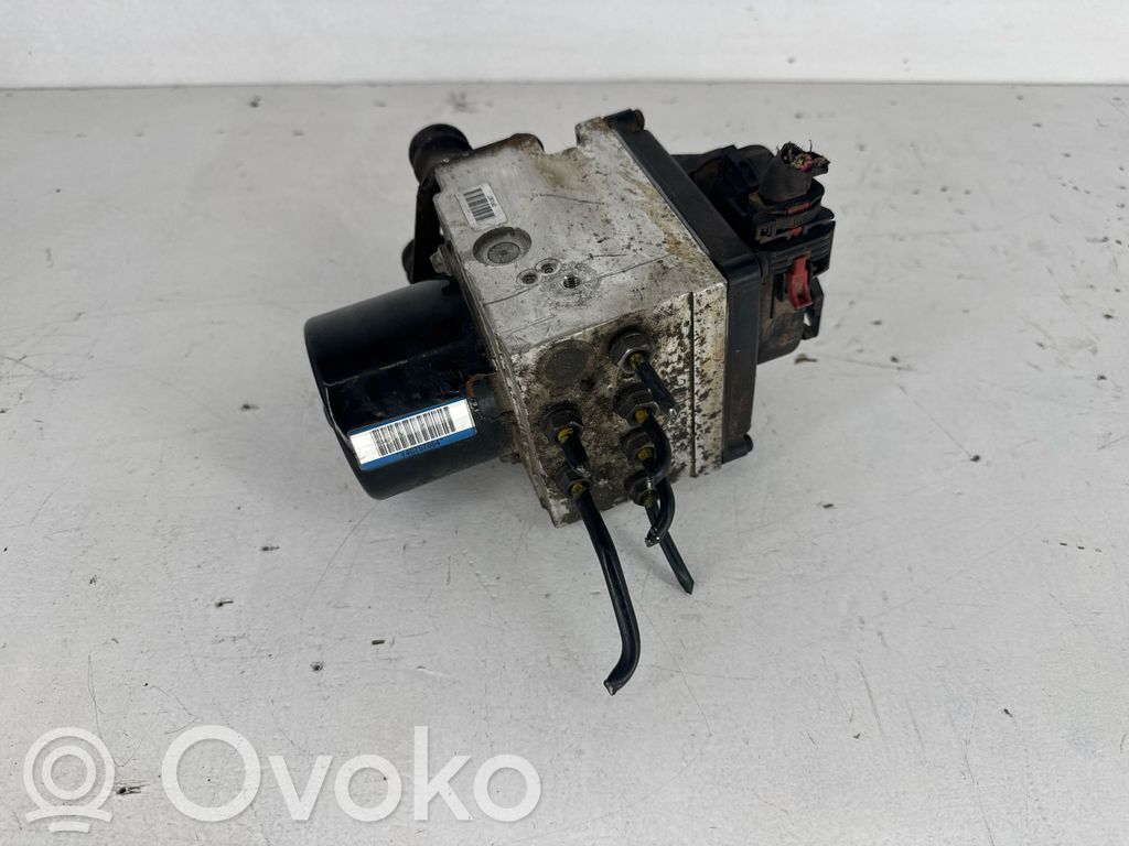 Volkswagen PASSAT B6 ABS Pump 