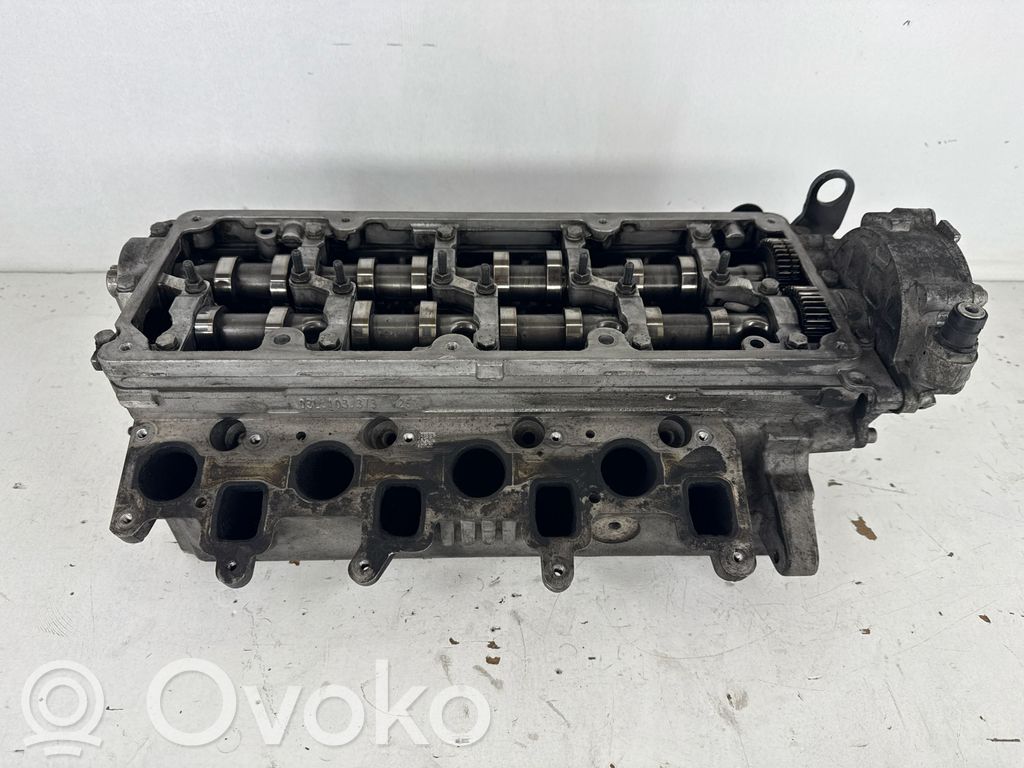 Volkswagen PASSAT B6 Engine head 
