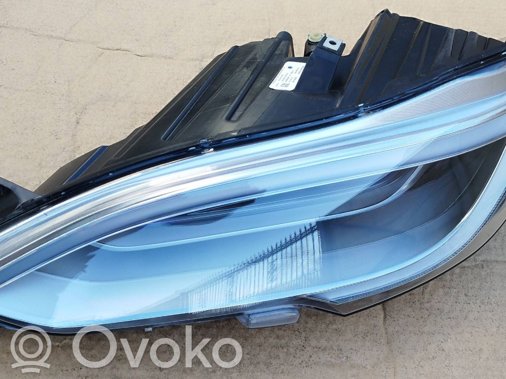 Tesla Model S Headlight/headlamp 