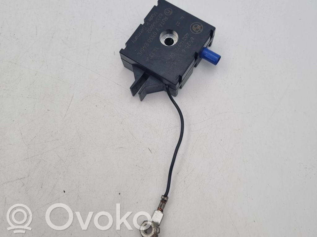BMW 3 E46 Antenos stiprintuvas 