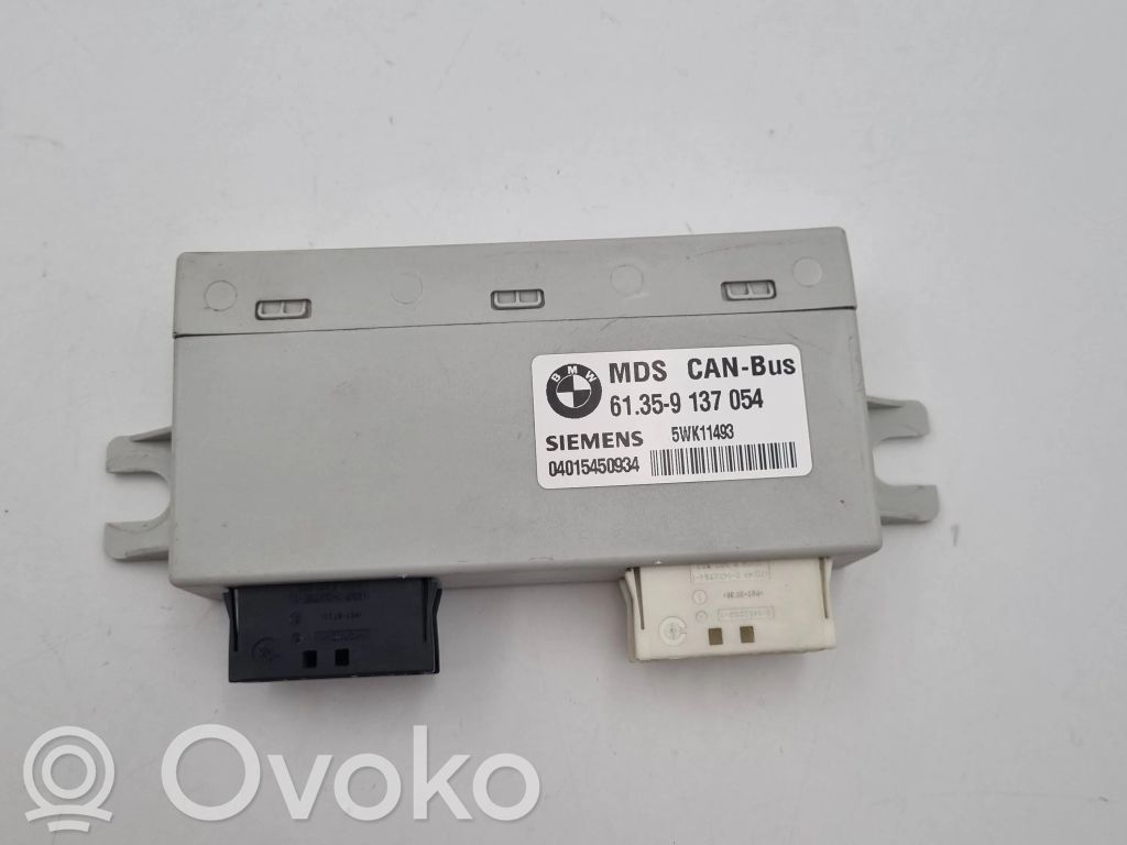 Moduł / Sterownik szyberdachu   9137054,61359137054,04015450934,5WK11493