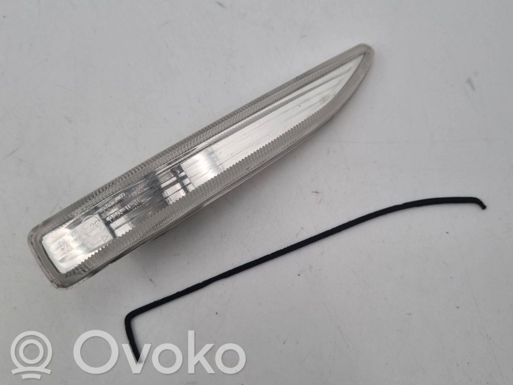Sparno posūkio žibintas   6906394
