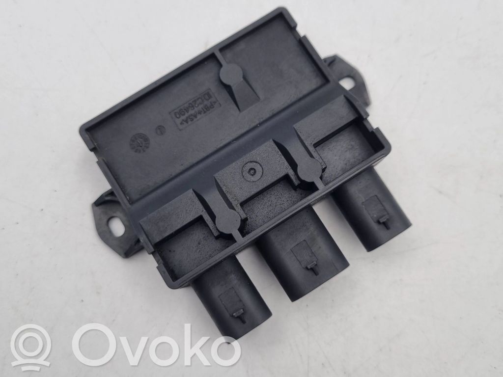 BMW 5 G30 G31 G38 Takaluukun/tavaratilan ohjainlaite/moduuli 