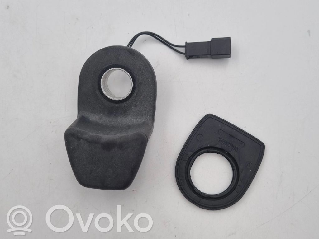 BMW 3 E90 E91 Tailgate glass/window release handle 