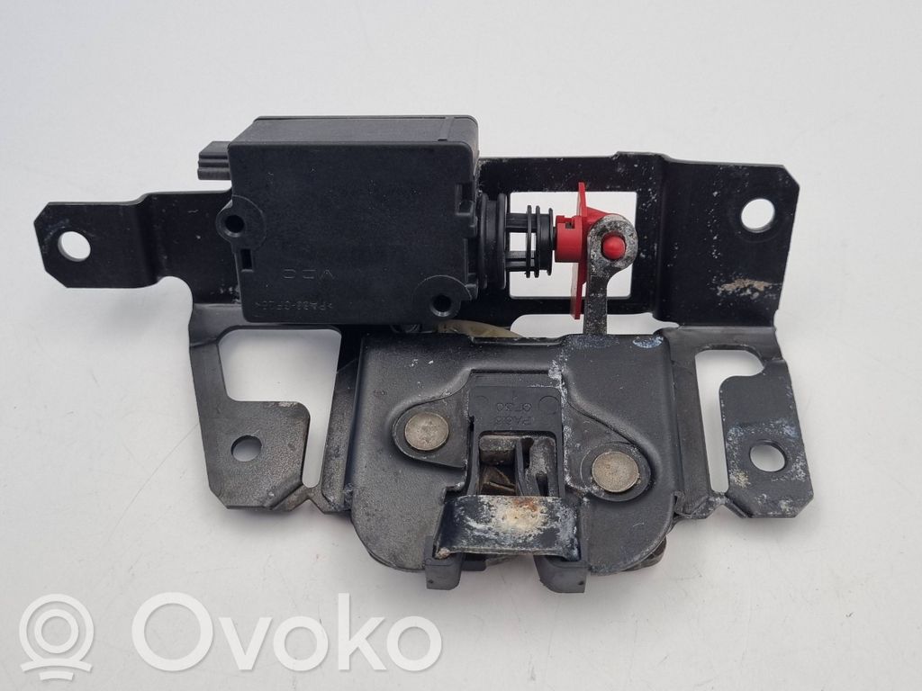 Tailgate/trunk/boot lock/catch/latch   7057364,51247057364