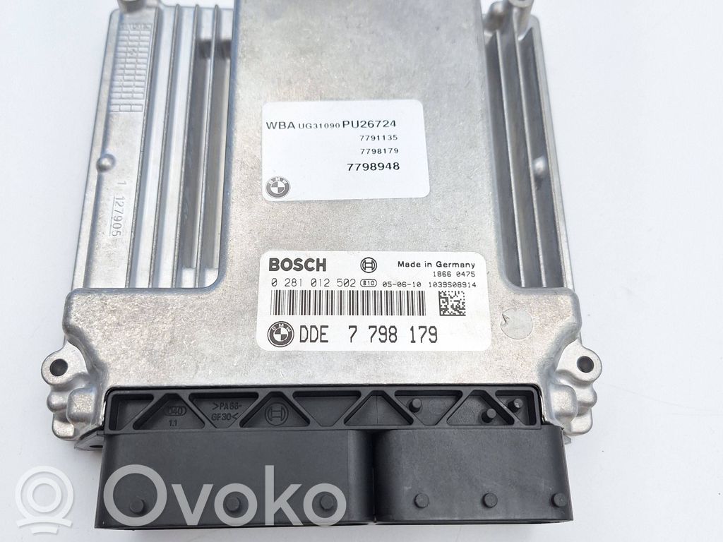 BMW 1 E81 E87 Variklio valdymo blokas 
